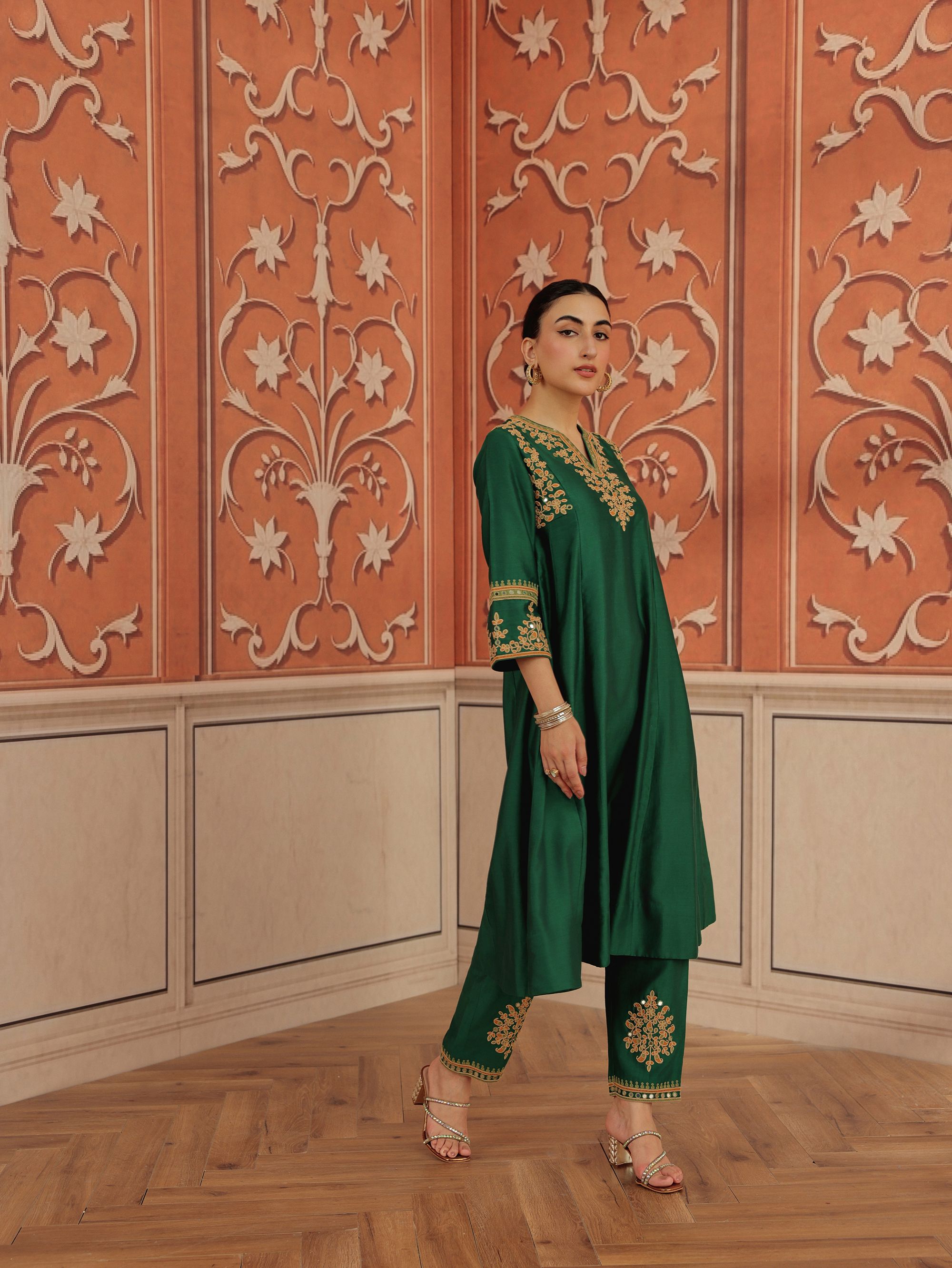 Lehar Emerald Green Mirror  Work Silk Chanderi Handcrafted Kurta  Set