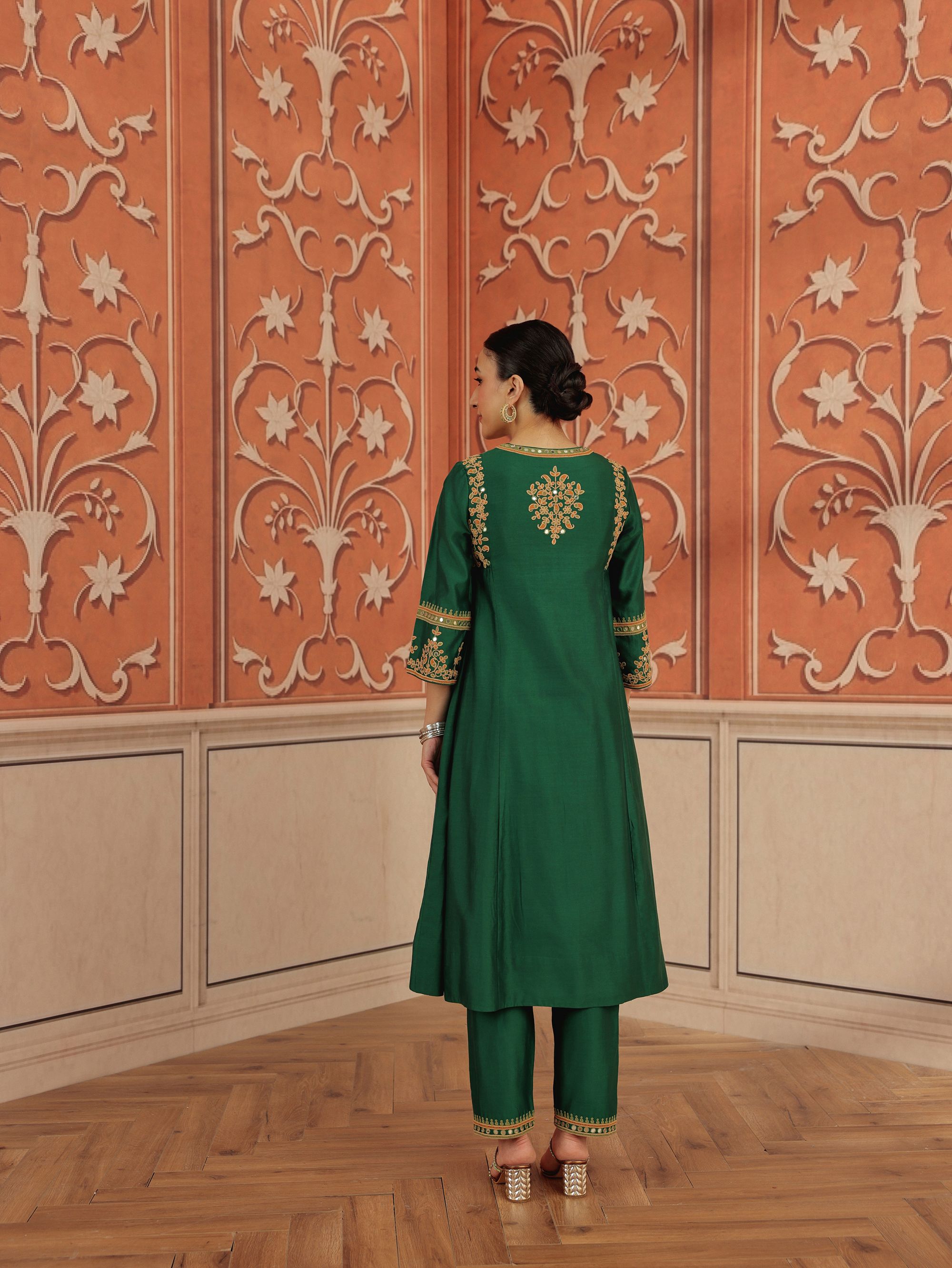 Lehar Emerald Green Mirror  Work Silk Chanderi Handcrafted Kurta  Set