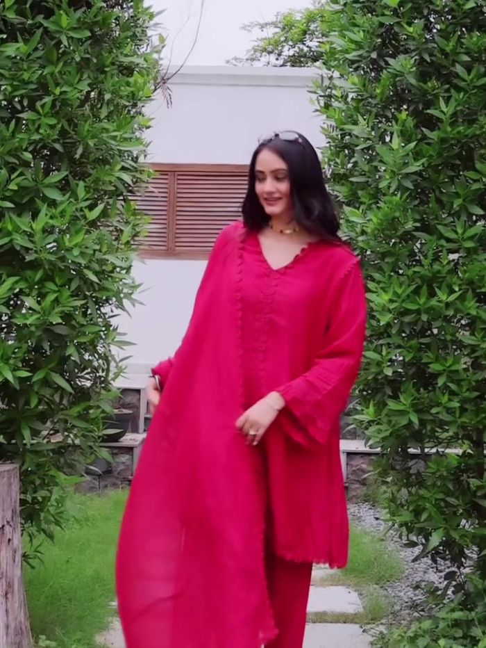 Vanya Bahl In Samara Pink Cotton-Silk Chanderi Choga Set
