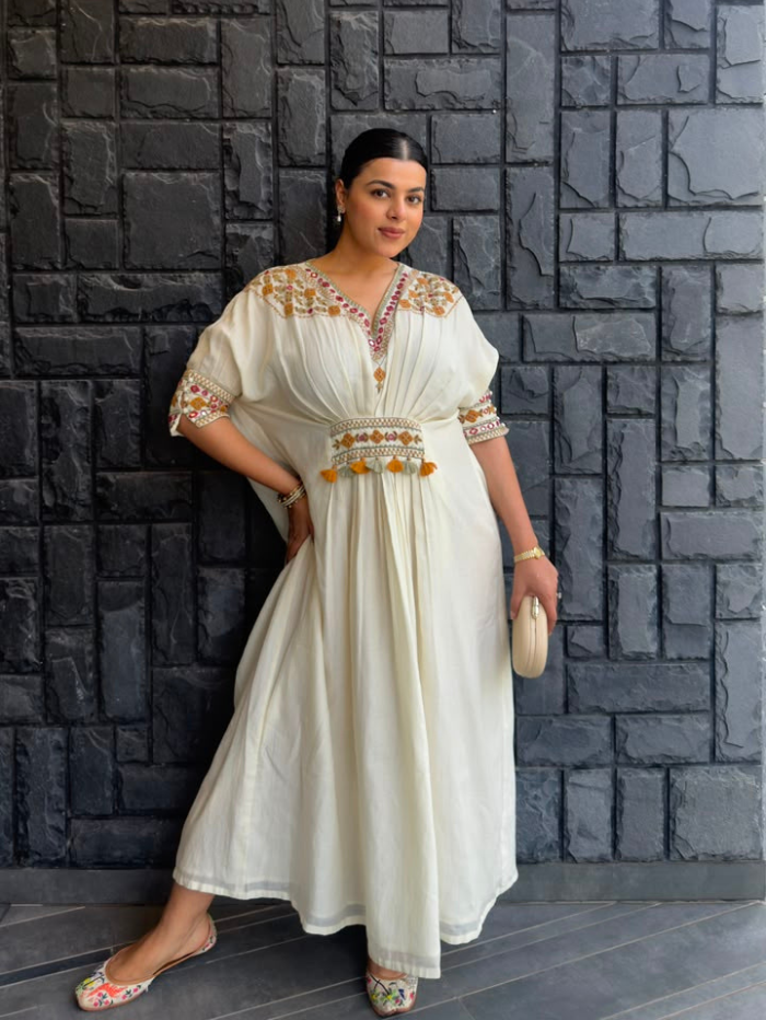 Kritika Aggarwal In Ruvina Ivory Mirror Work Mul Chanderi Handcrafted Kaftan