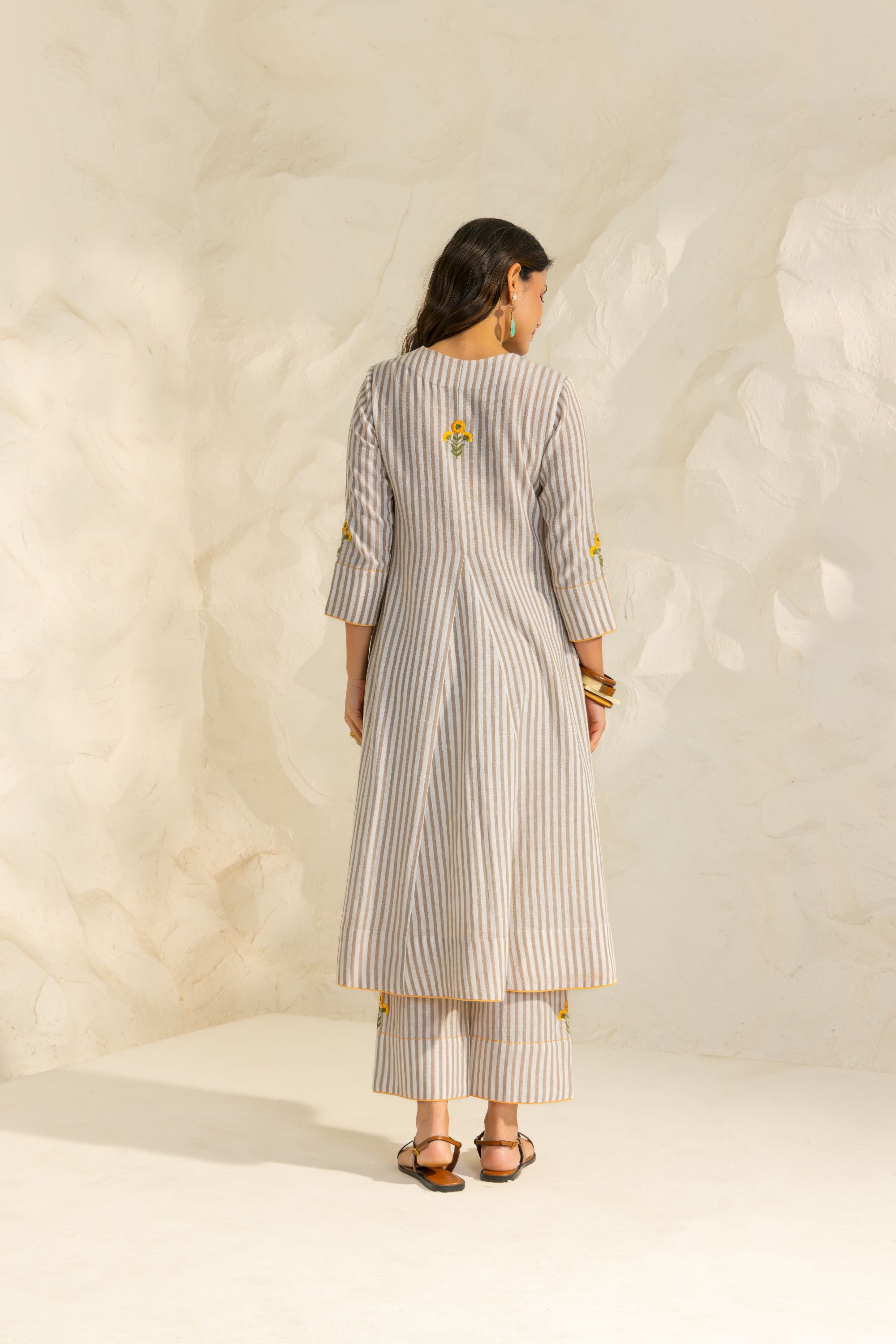 Zaria Beige Embroidered Yarn Dyed Handcrafted Kurta Set