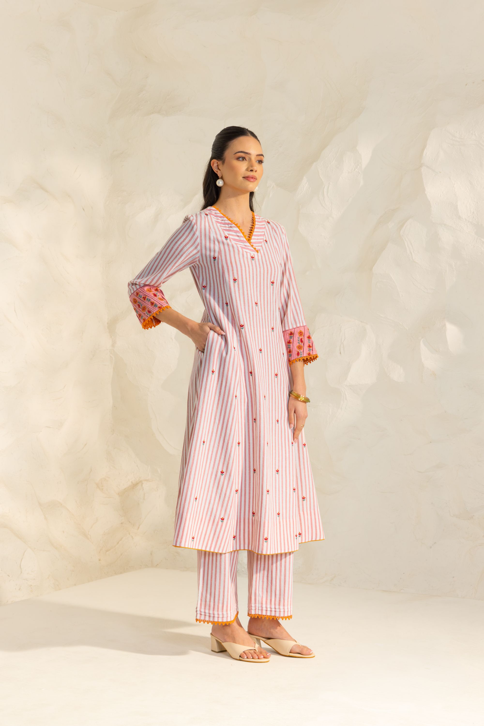 Zareen Pink Embroidered Yarn Dyed Handcrafted Kurta Set