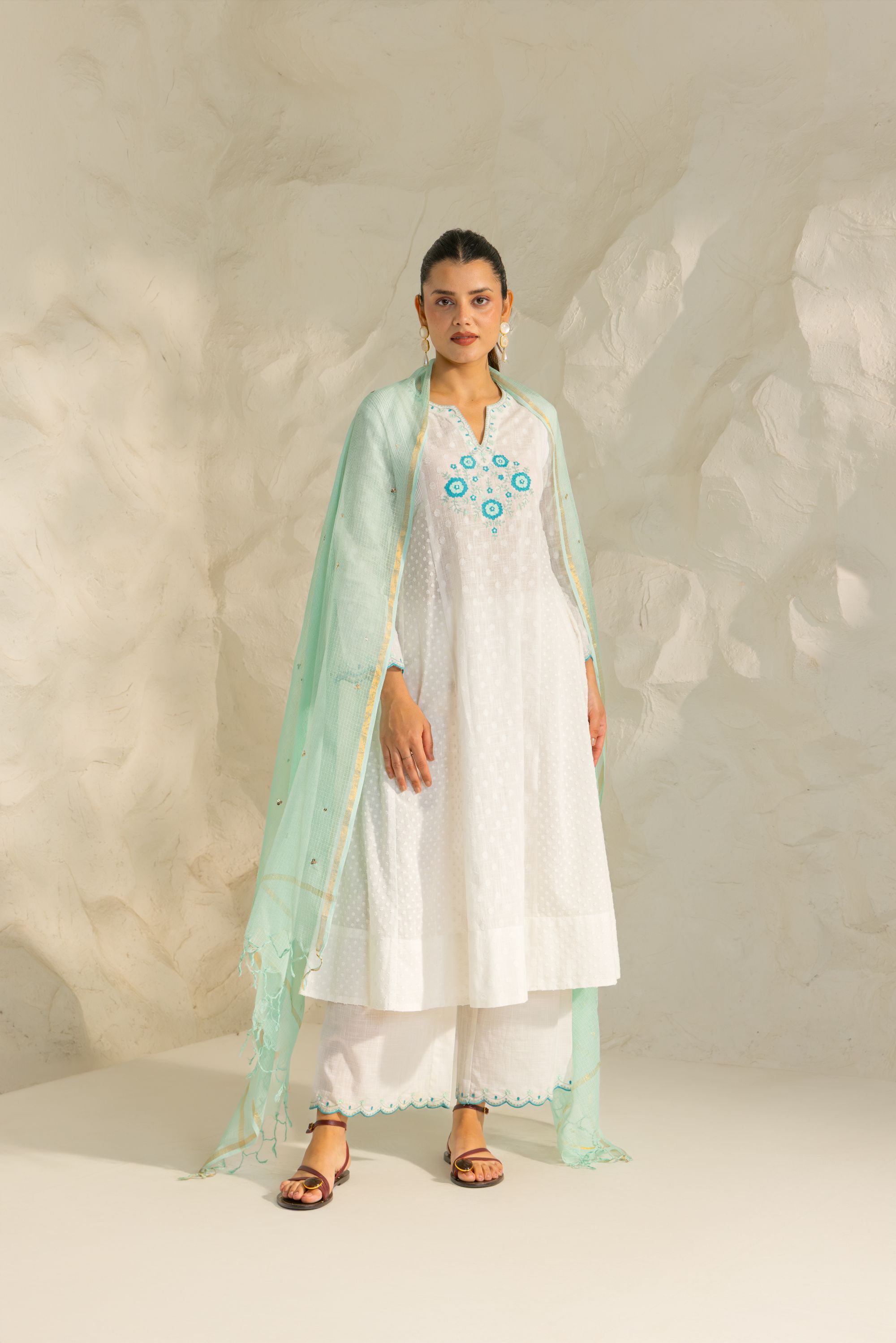 Kiara White Cotton Slub Jacquard Handcrafted Kurta Set with Aari Embroidery