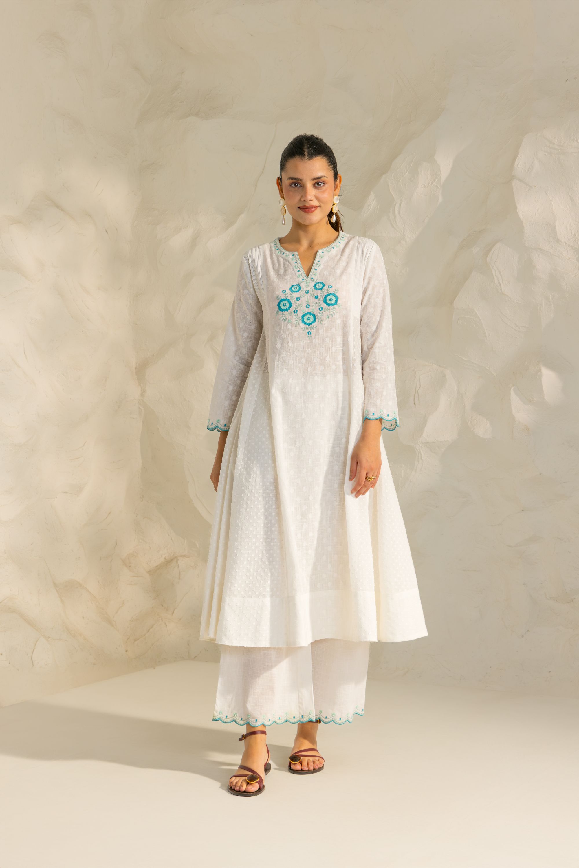 Kiara White Cotton Slub Jacquard Handcrafted Kurta Set with Aari Embroidery