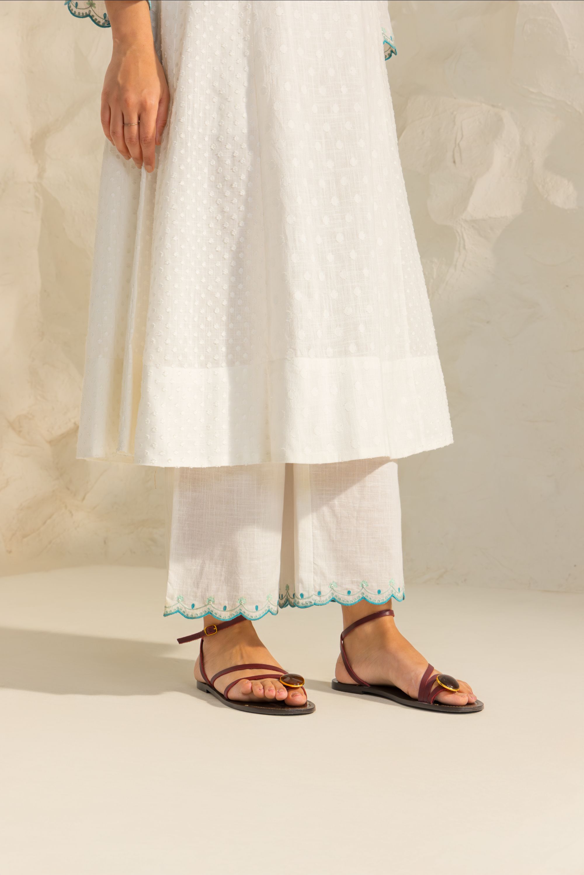 Kiara White Cotton Slub Jacquard Handcrafted Kurta Set with Aari Embroidery
