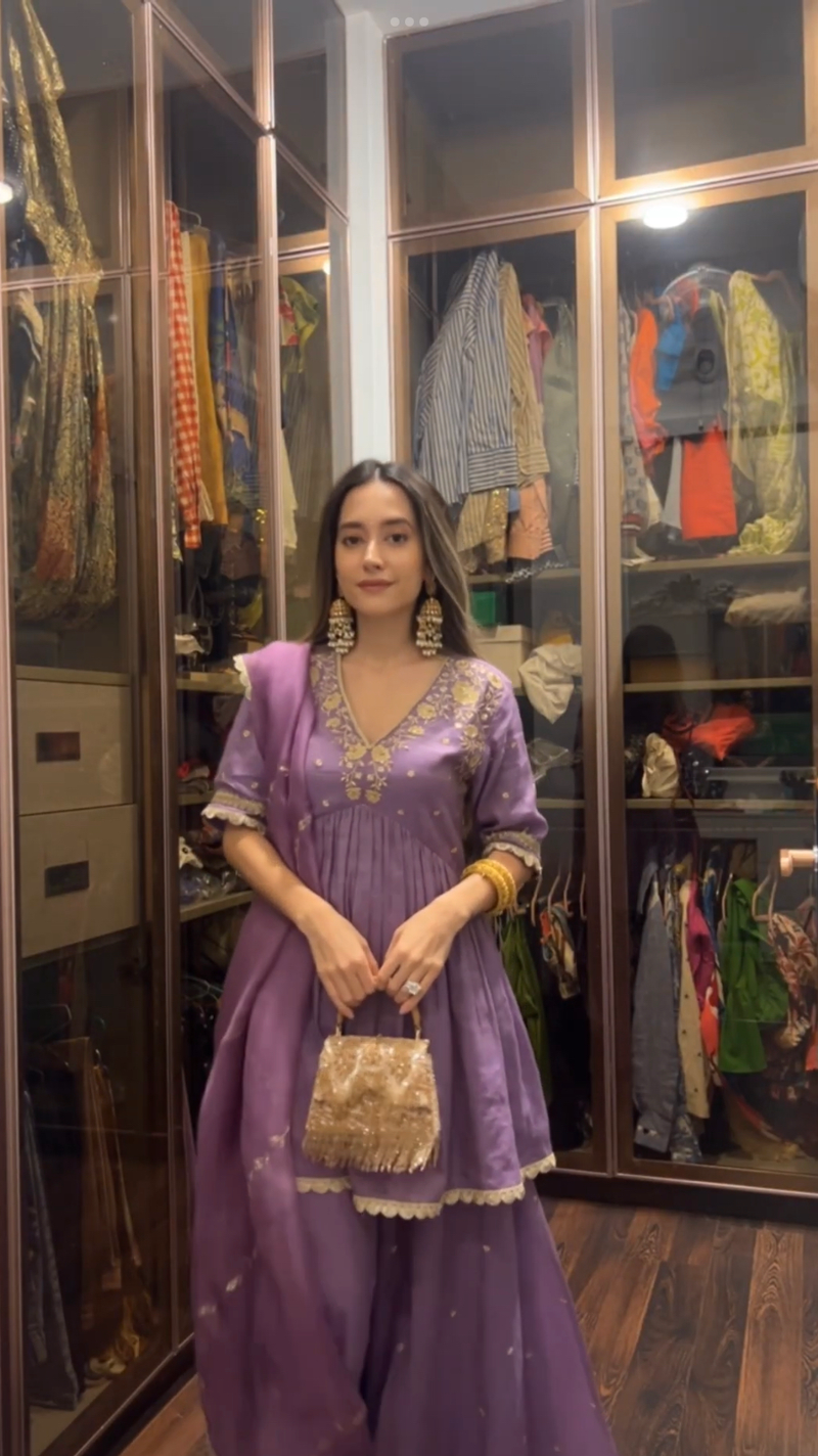 KOMAL KAPOOR IN MEHER PURPLE TISSUE CHANDERI SHARARA SET