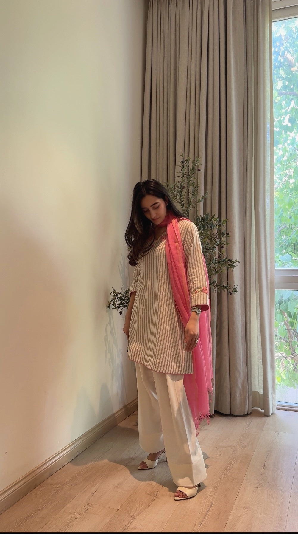 Aishani P Maini in Zainab Beige Embroidered Yarn Dyed Handcrafted Kurta Set with Farshi Salwar