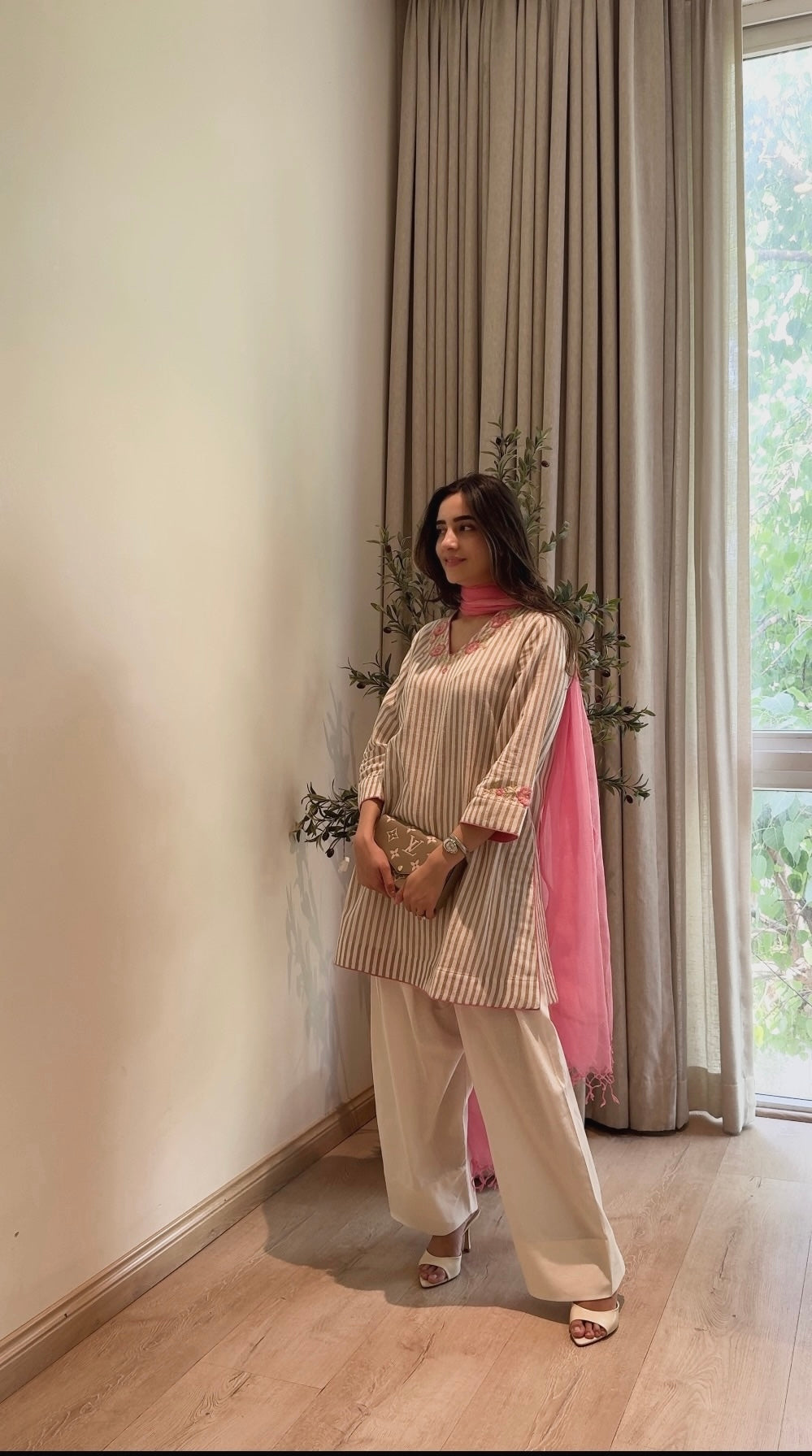Aishani P Maini in Zainab Beige Embroidered Yarn Dyed Handcrafted Kurta Set with Farshi Salwar