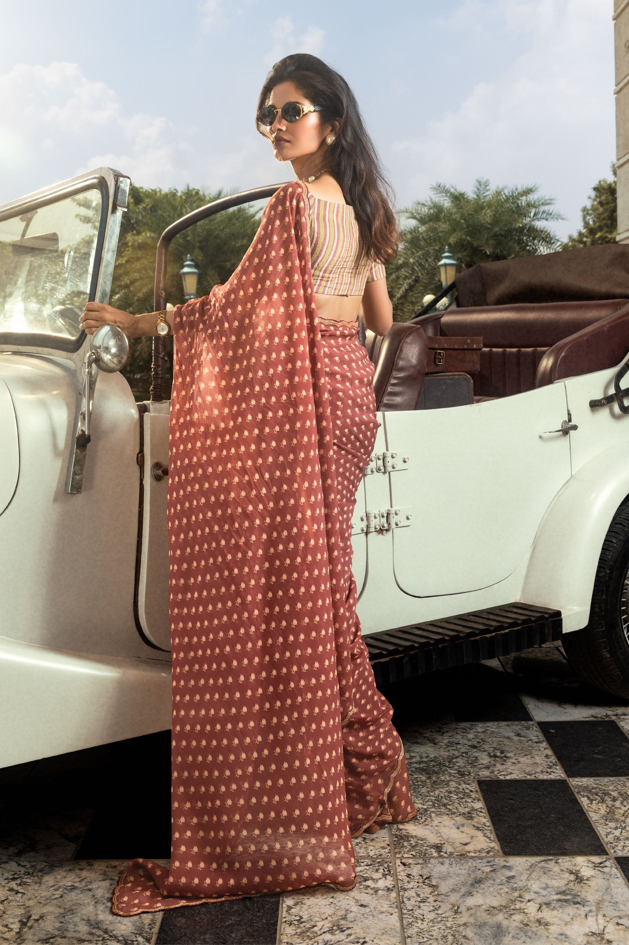 ADAH MAROON FLORAL PRINTED ORGANZA SAREE