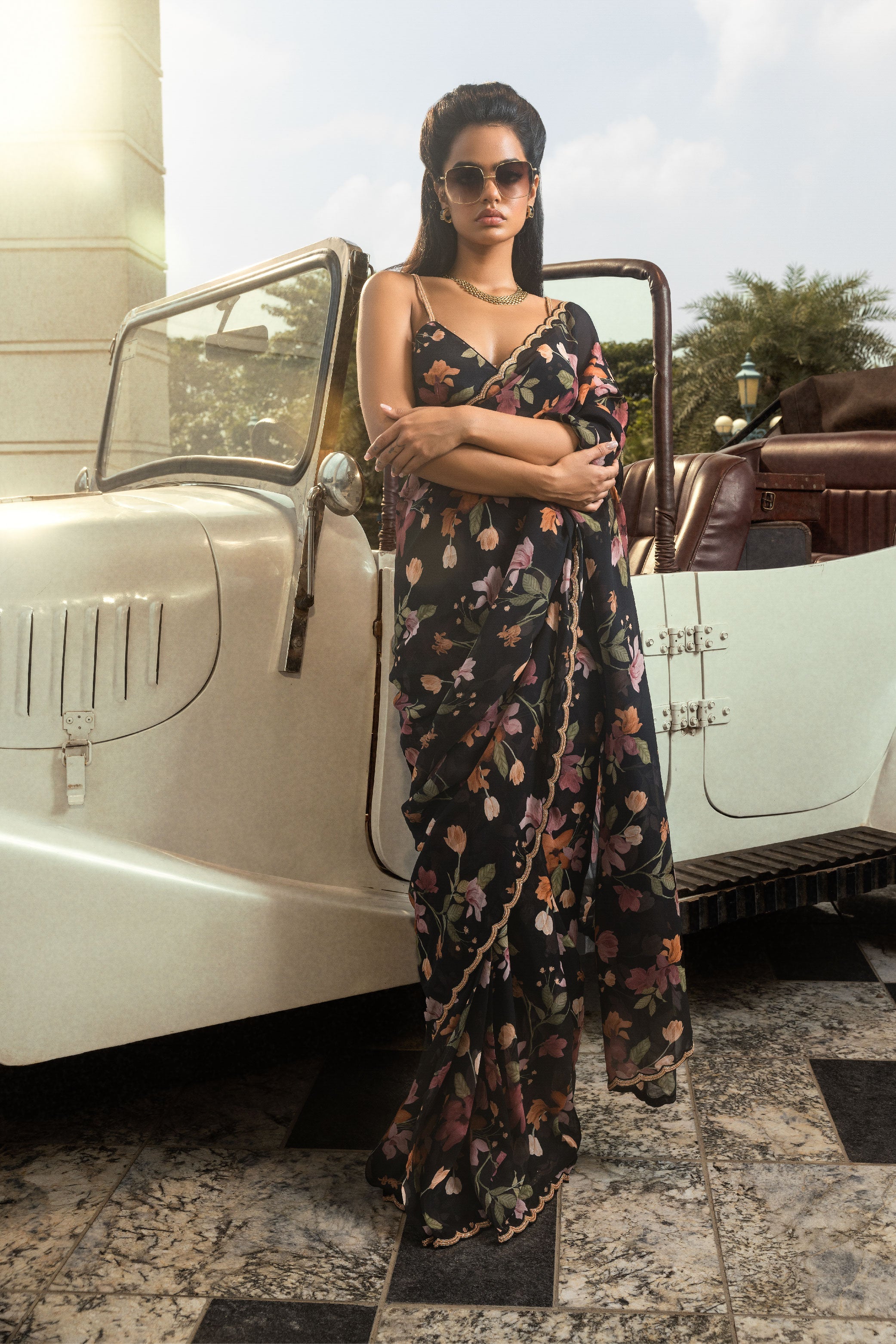 MIRNAA IN AMAIRA BLACK FLORAL PRINTED ORGANZA SAREE