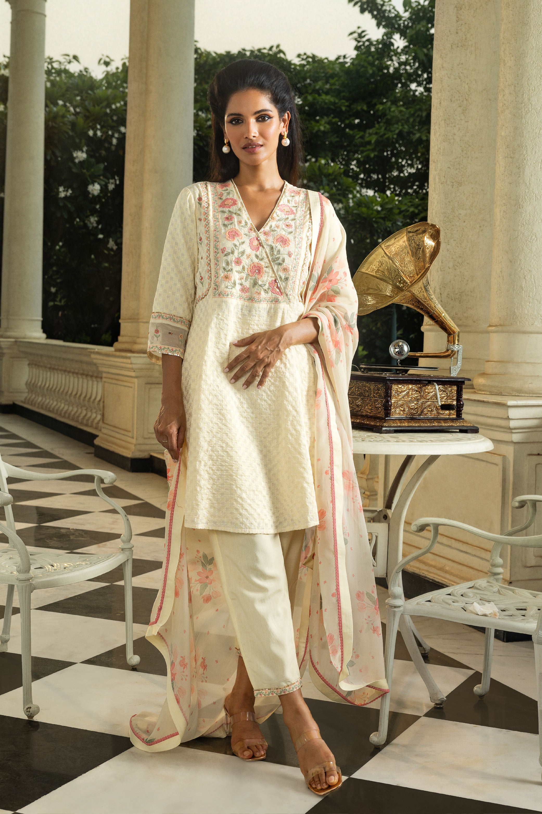 MEERA CREAM JACQUARD SHORT A-LINE KURTA SET