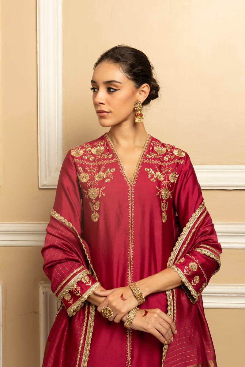 ZAHRA PLUM SILK CHANDERI KURTA SET