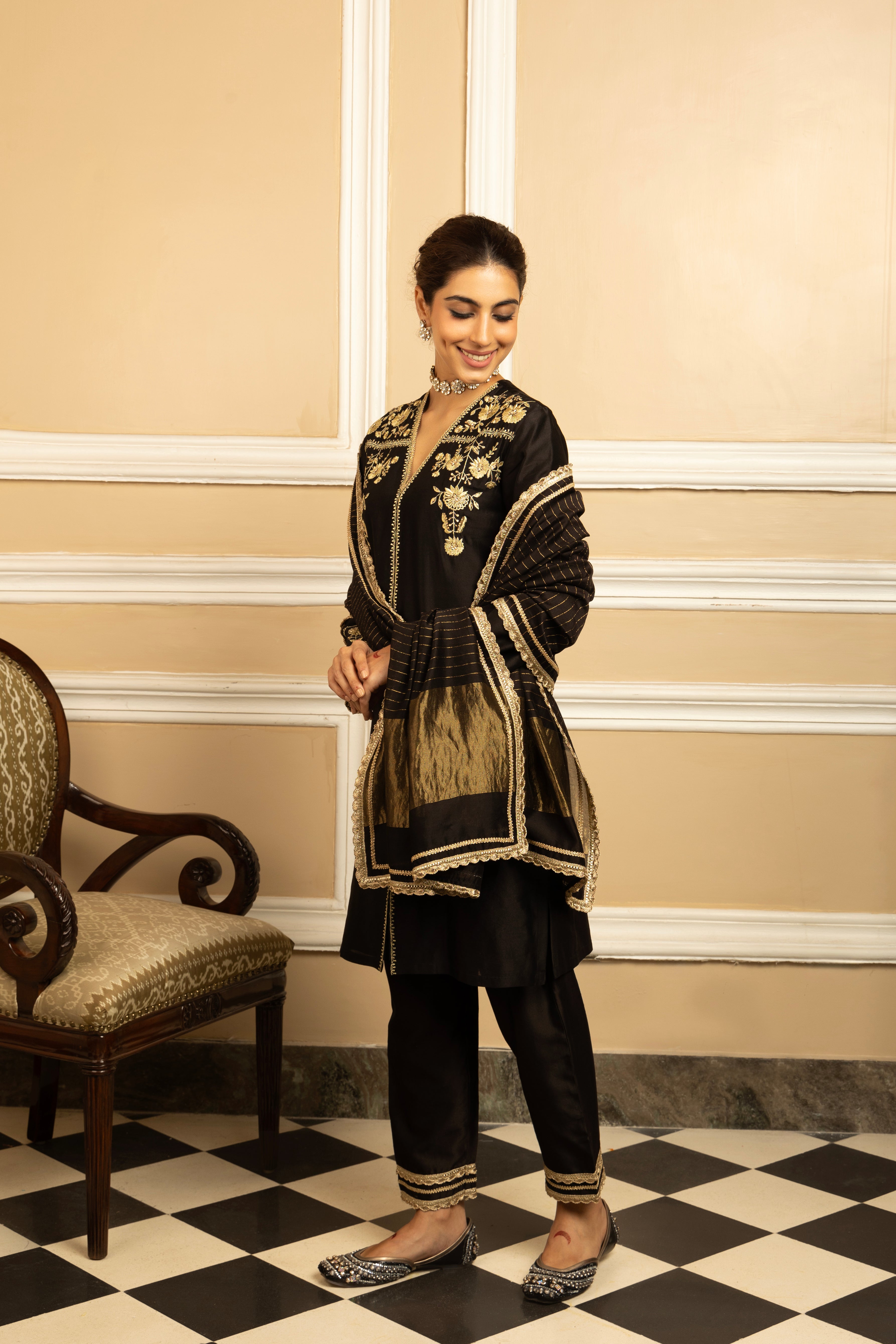 ZAHRA BLACK SILK CHANDERI KURTA SET